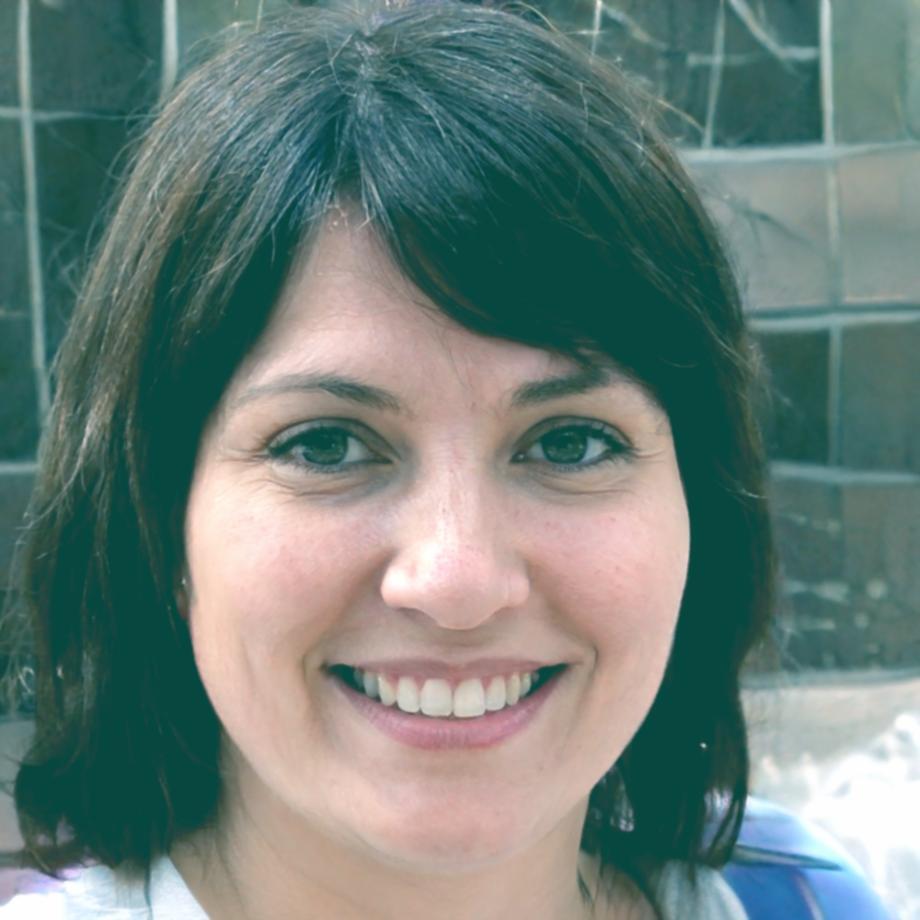 Ritratto di Serena Vitale, specialista SEO e contenuti